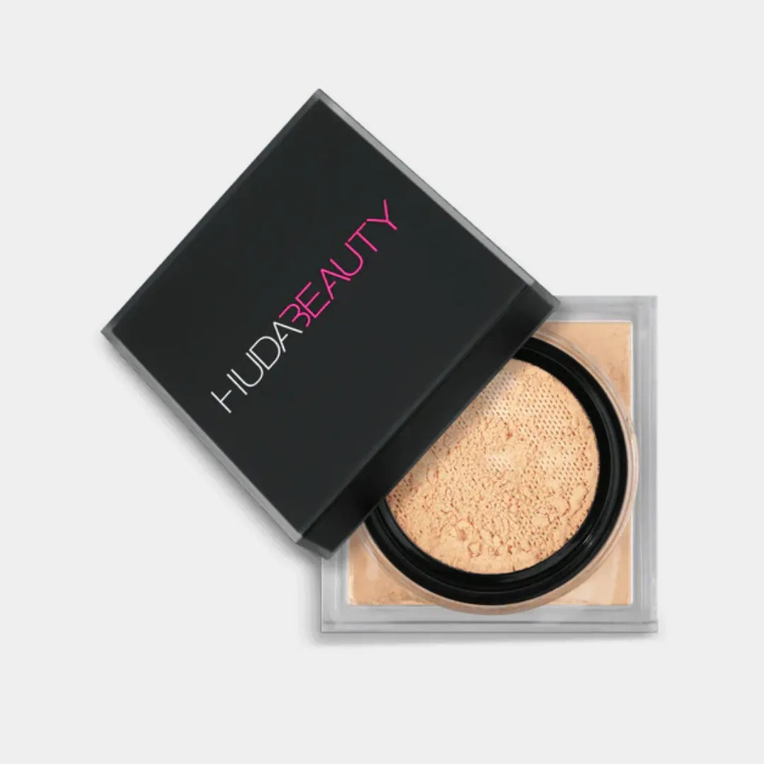 HUDA BEAUTY Easy Bake Loose Baking & Setting Powder