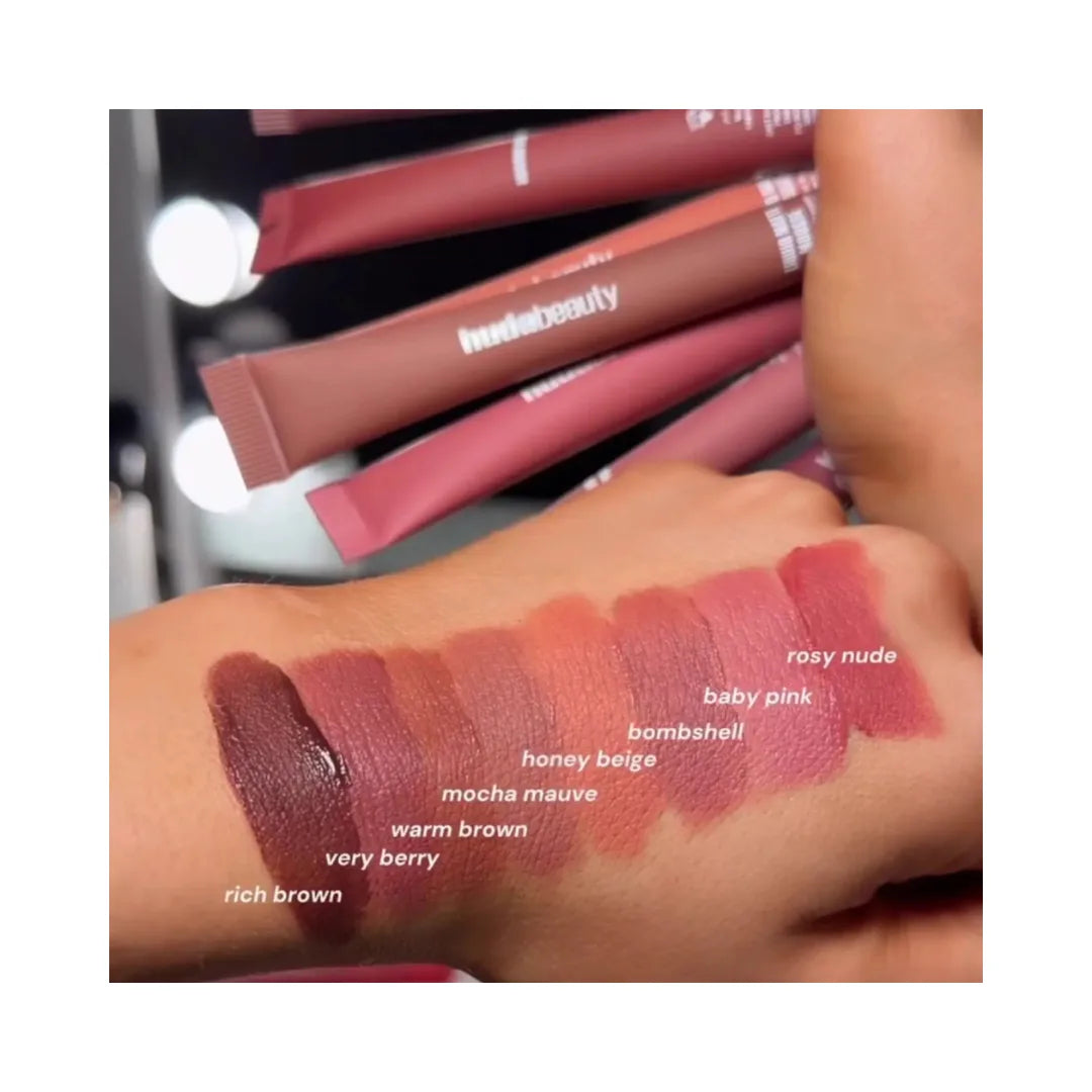 HUDA BEAUTY Liquid Matte Mousse Soft Blur Lip Cream