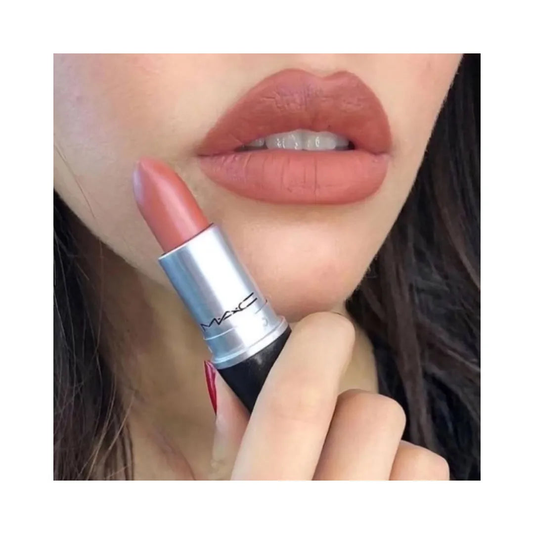 MAC COSMETICS Lashes To Lips Kit