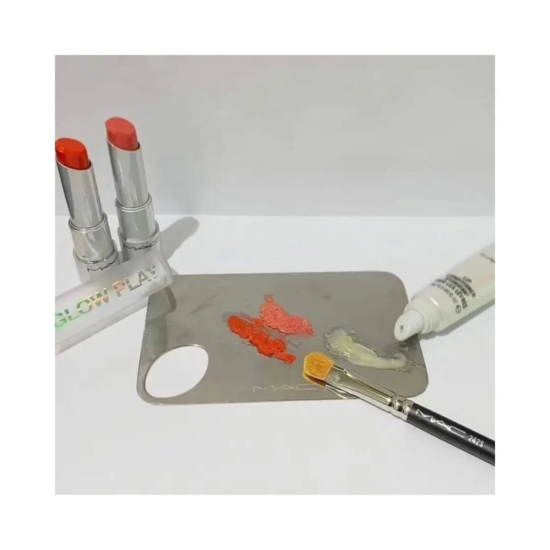 MAC COSMETICS Stainless Steel Mixing Palette