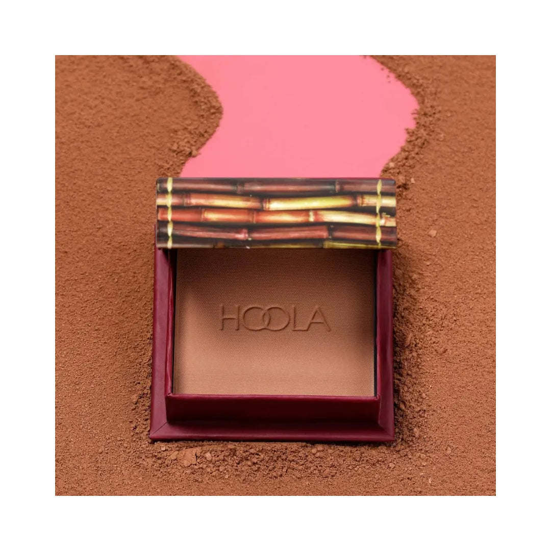 BENEFIT COSMETICS Mini Hoola Matte Powder Bronzer
