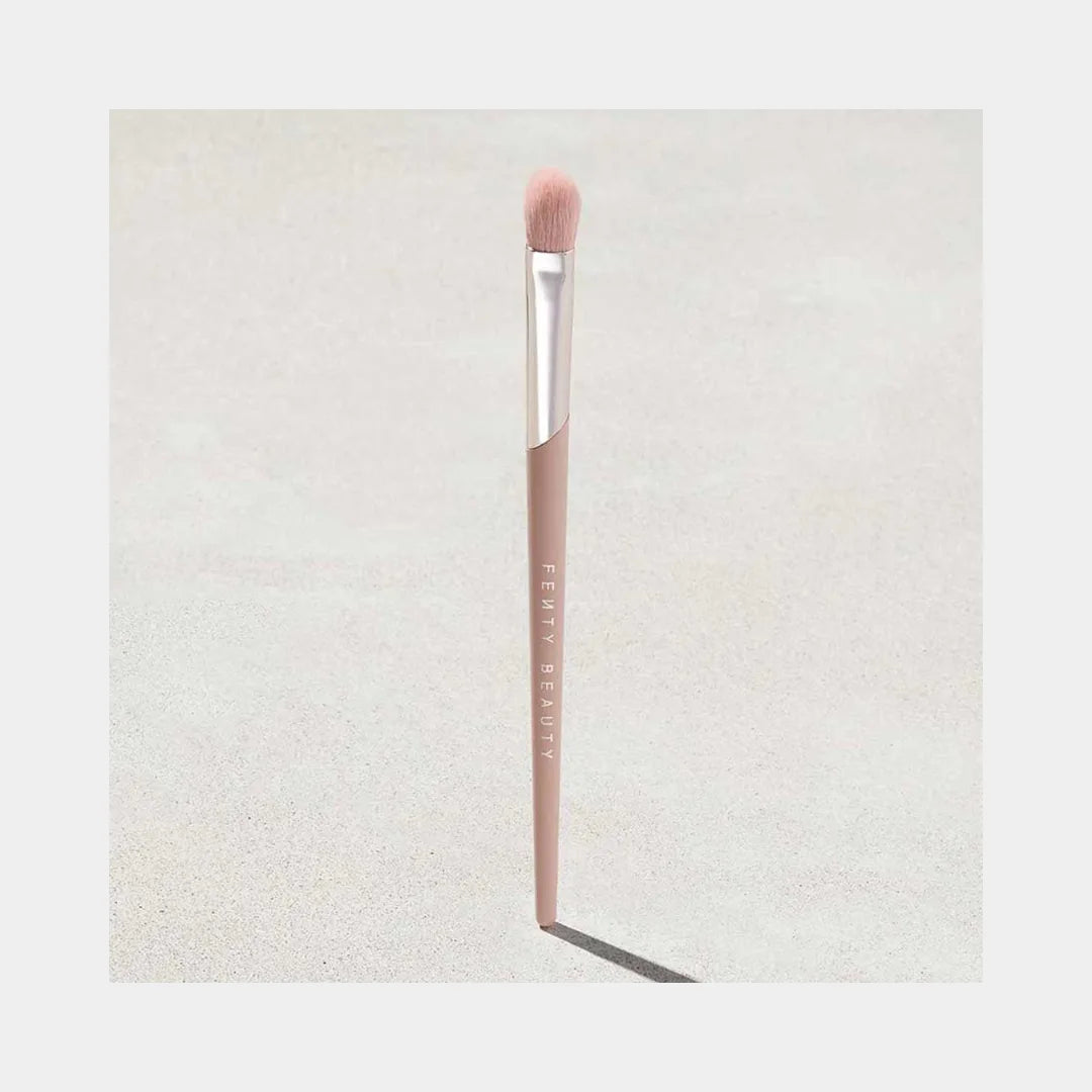 FENTY BEAUTY Precision Blending Brush 230