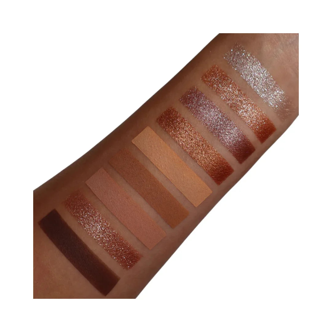 BEAUTY BAKERIE The Chosen Bun Eyeshadow Palette