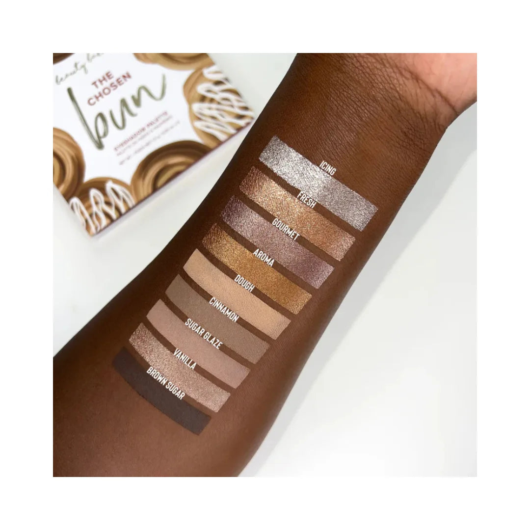BEAUTY BAKERIE The Chosen Bun Eyeshadow Palette