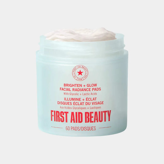FIRST AID BEAUTY Brighten + Glow Facial Radiance Pads