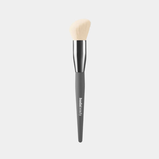HUDA BEAUTY Diffusing Cheek Brush