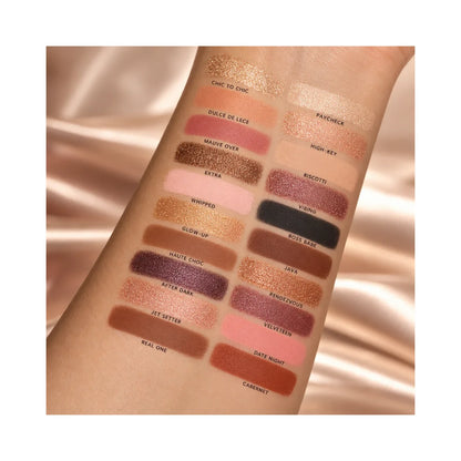 ICONIC LONDON Booming & Gleaming Eyeshadow Palette