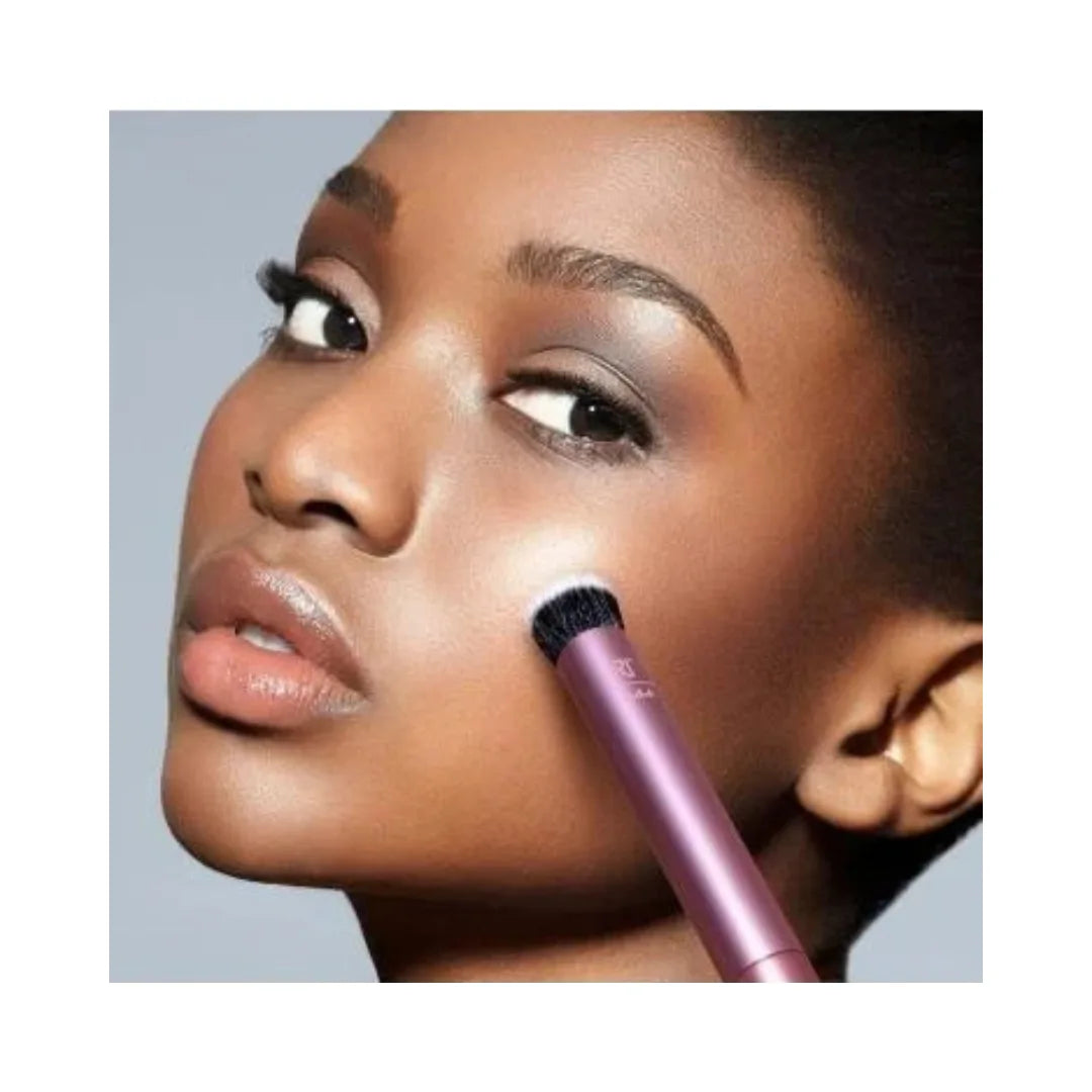 REAL TECHNIQUES Filtered Cheek Brush