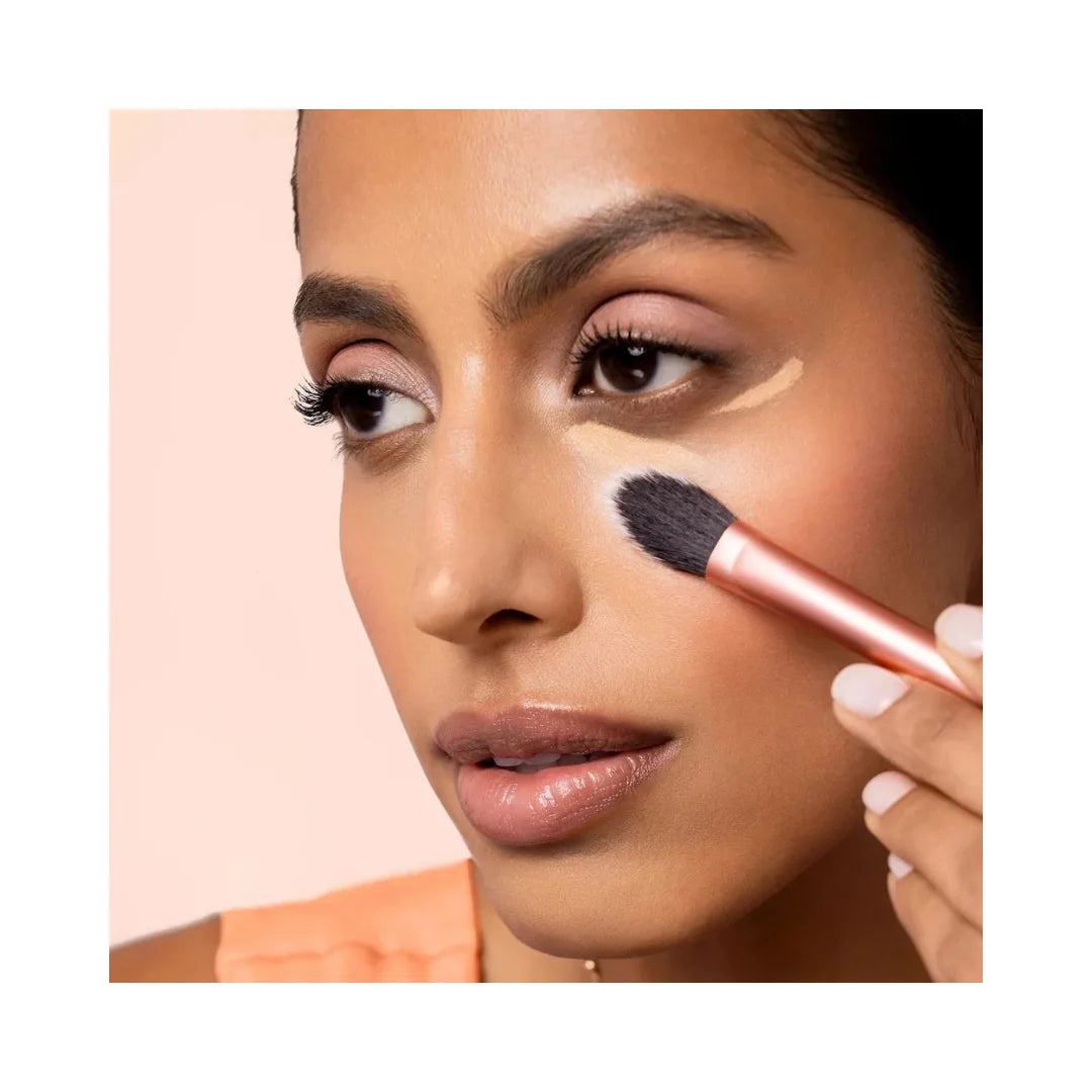 REAL TECHNIQUES Kitten Paw Concealer Brush