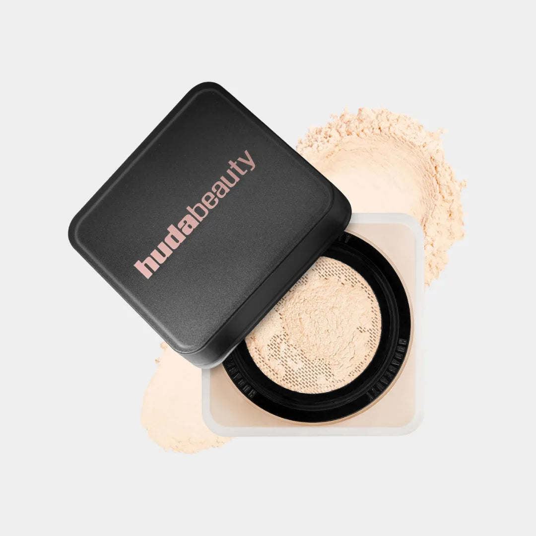 HUDA BEAUTY Easy Bake Loose Baking & Setting Powder
